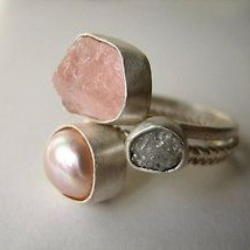 Classic Pearl Ring with Timeless Appeal