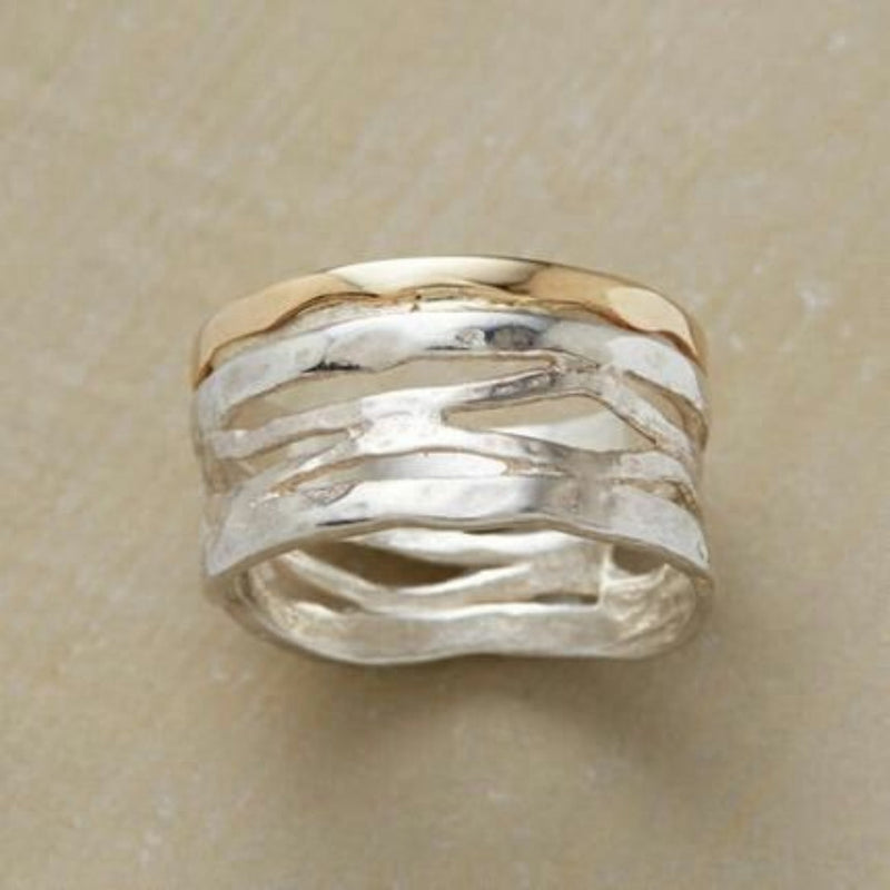 Romantic Gold Ring for Special Moments