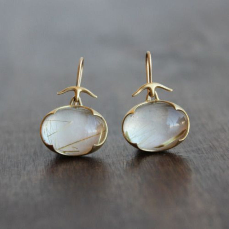 Beautiful Gold Earring with Unique Style