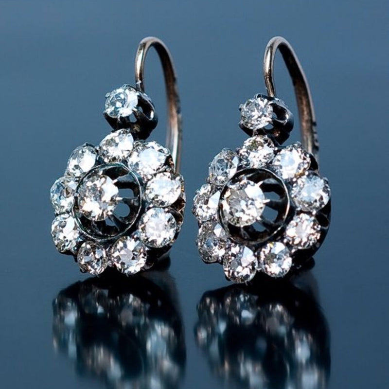 Classic Earring with Timeless Appeal