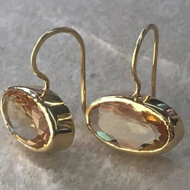 Beautiful Gold Earring with Unique Style