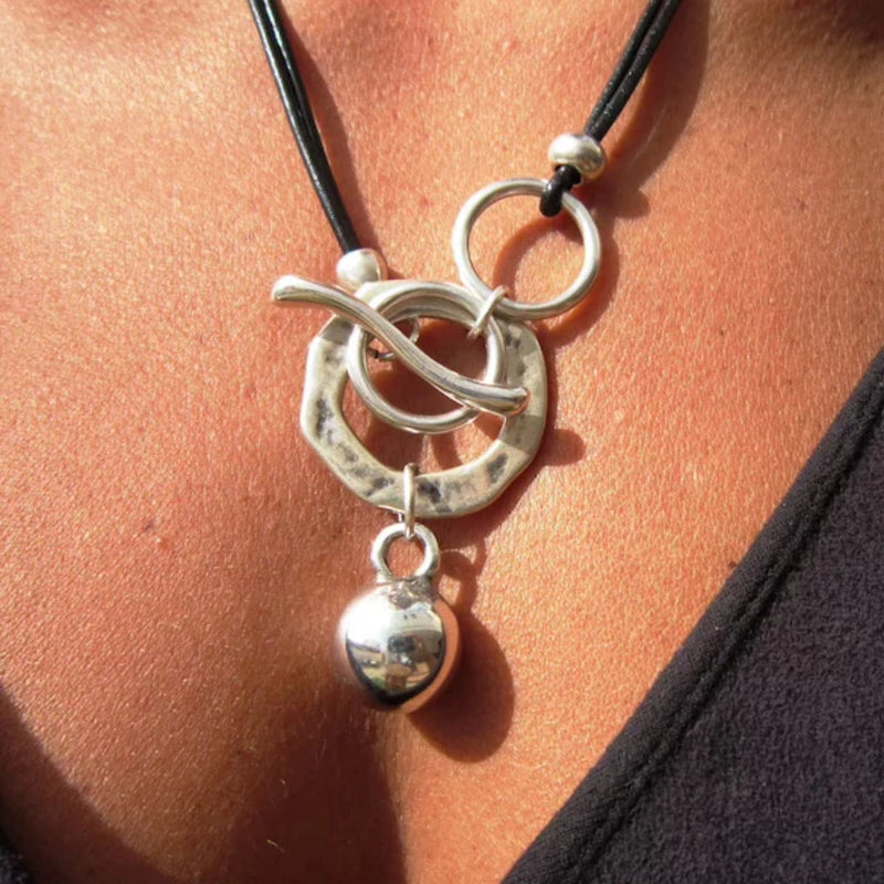Elegant Silver Necklace for Every Occasion