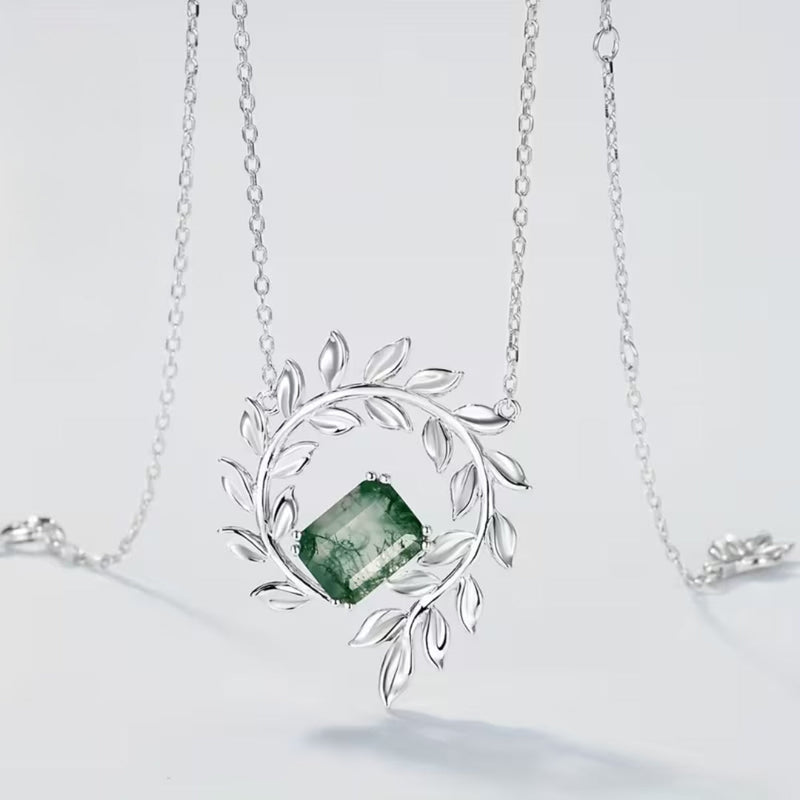 Classic Necklace with Timeless Appeal