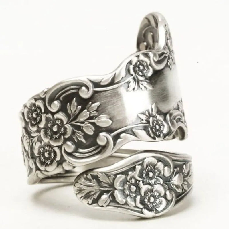 Beautiful Silver Ring with Unique Style