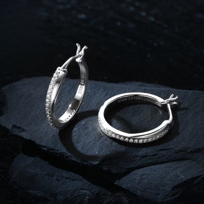 Elegant Gold Earring for Every Occasion