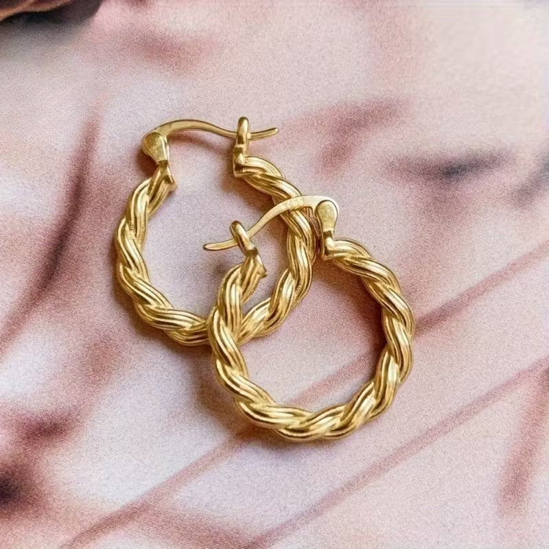 Vintage Handmade Gold Earring