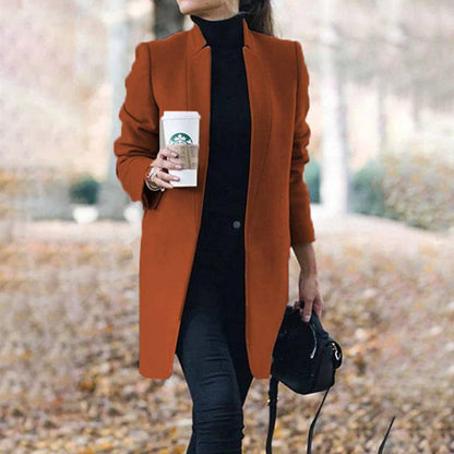 JO | Tight knee-length jacket for women