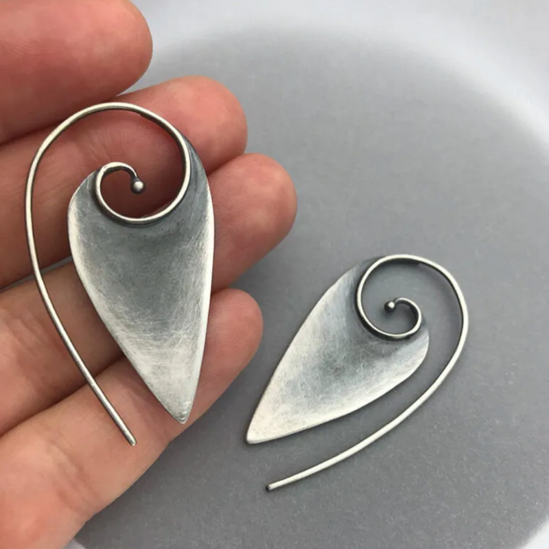 Vintage Handmade Silver Earring