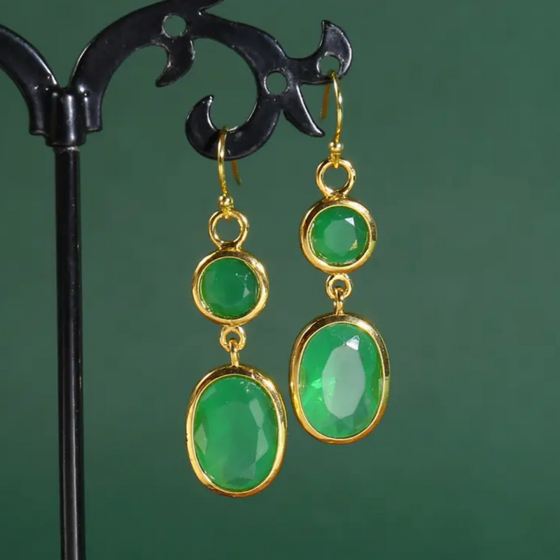 Romantic Gold Earring for Special Moments