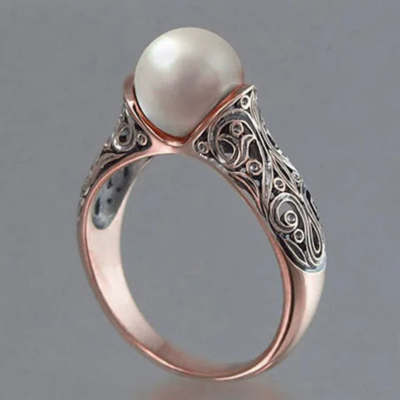 Beautiful Gold Ring with Unique Style