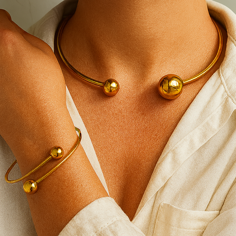Romantic Gold Set for Special Moments