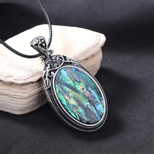 Nature Chromatic Stone Necklace
