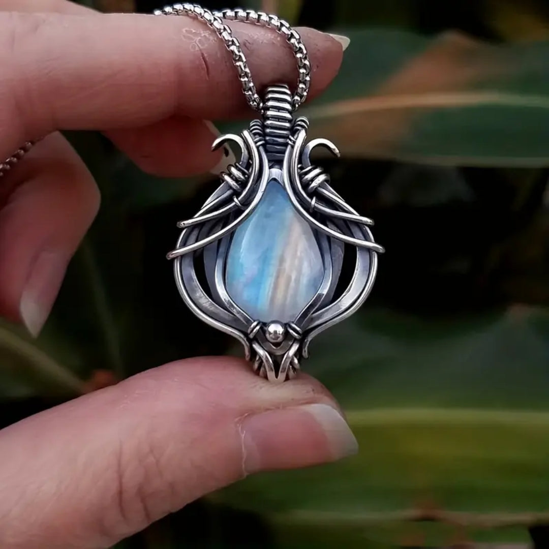 Nature Moonstone Silver Necklace