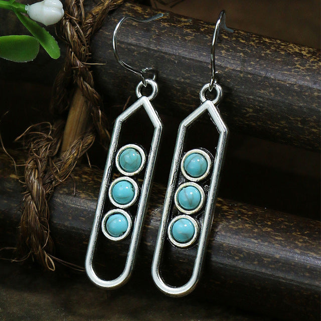 Elegant Silver Earring for Every Occasion