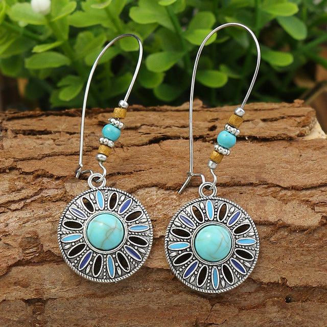 Beautiful Silver Earring with Unique Style