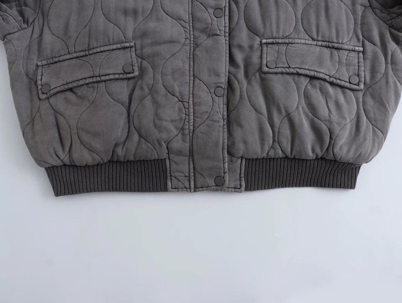 JO | Fashionable and effortless winter jacket