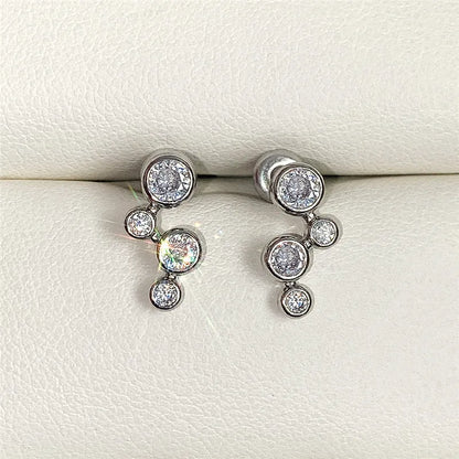 Romantic Silver Earring for Special Moments