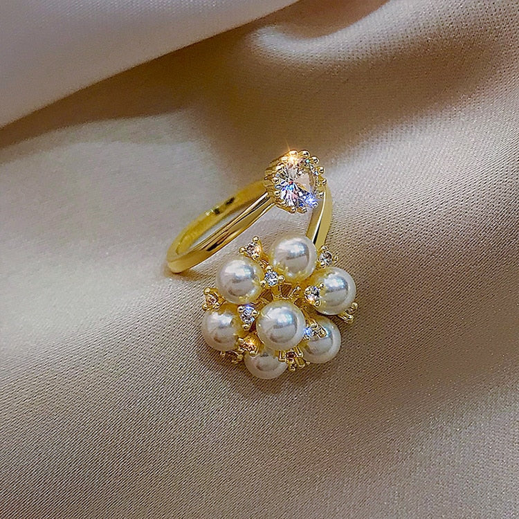 Charming Pearl Ring for Any Occasion
