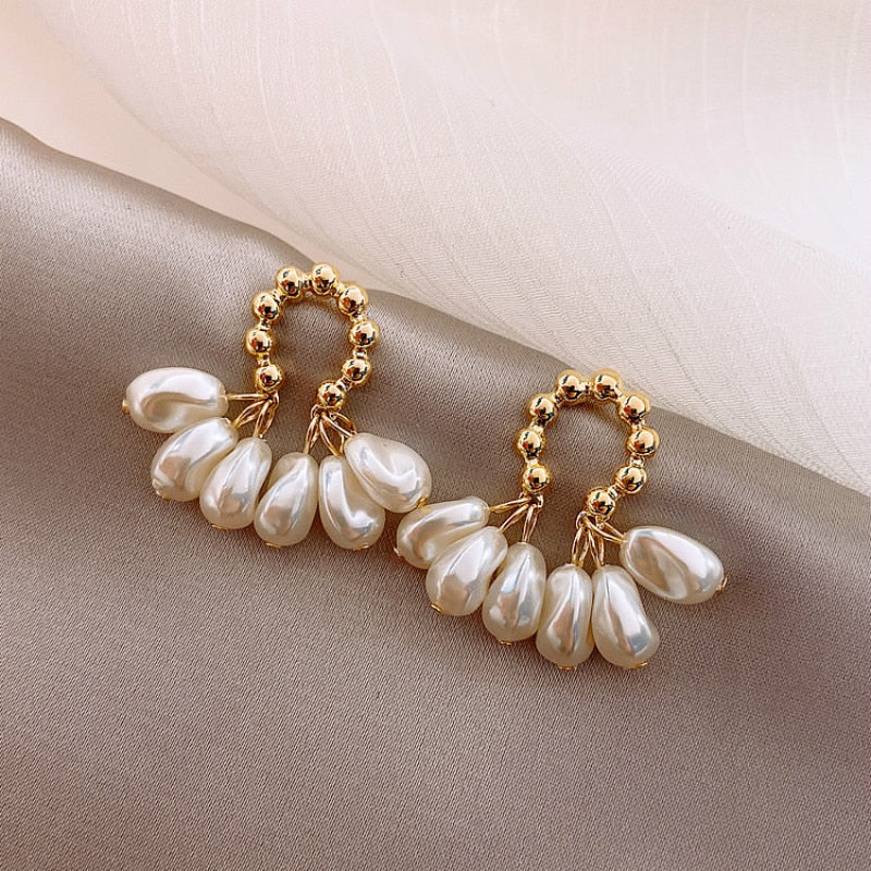 Romantic Pearl Earring for Special Moments