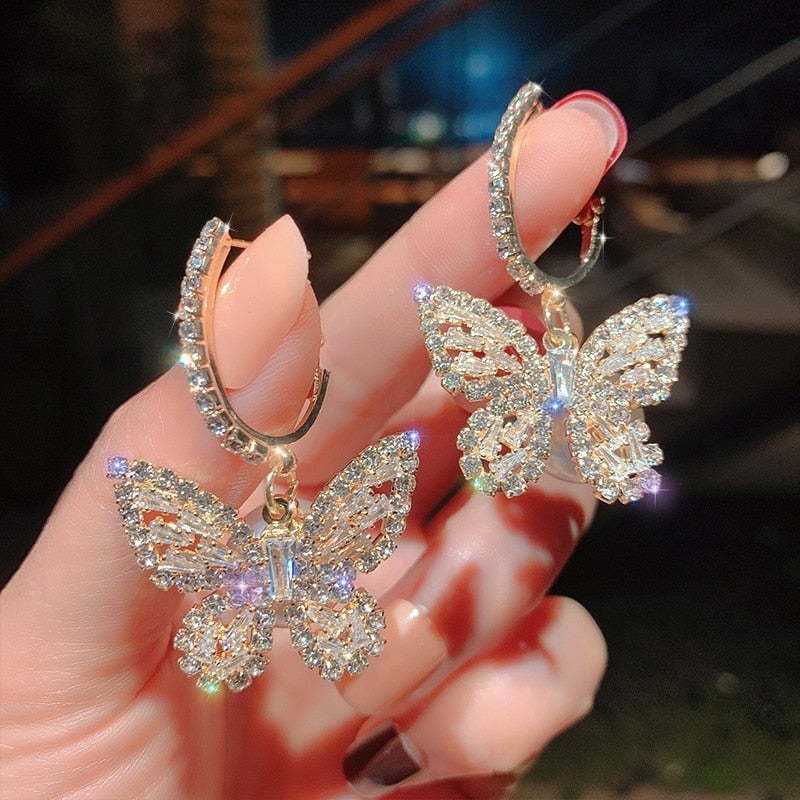 Delicate Artisan Gold Earring