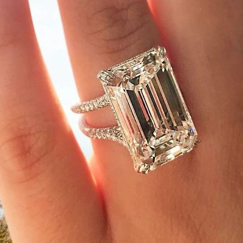 Beautiful Ring with Unique Style