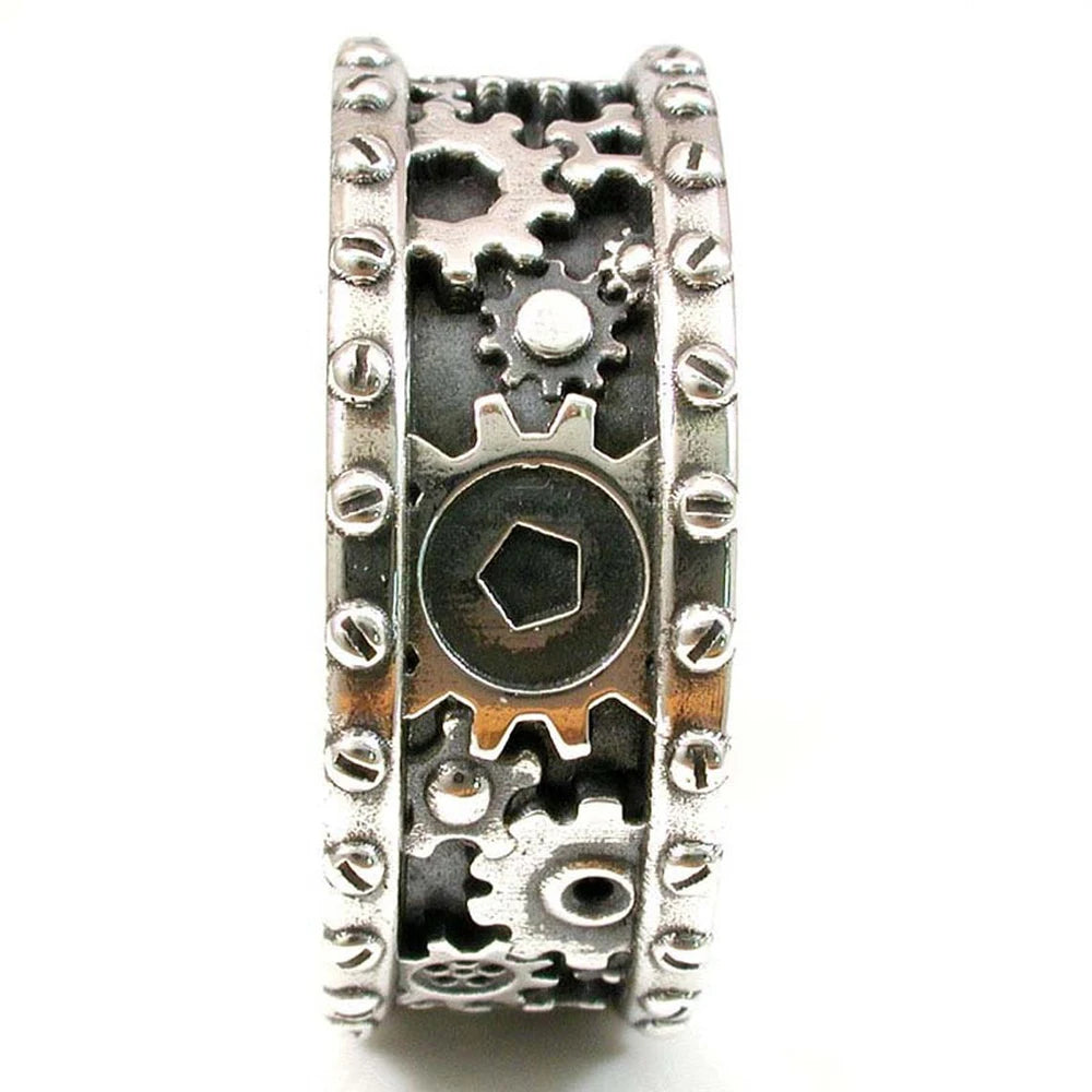 Charming Silver Ring for Any Occasion