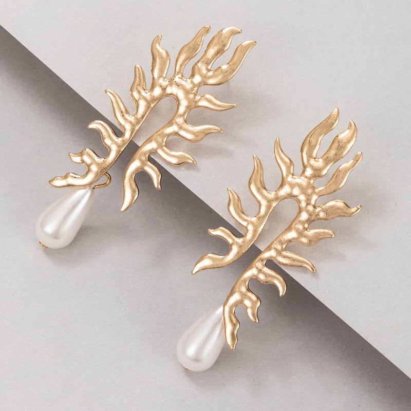 Stunning Pearl Earring for Daily Wear