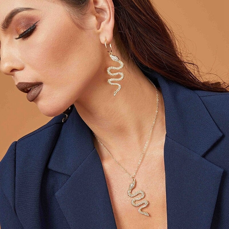 Delicate Artisan Gold Pendant
