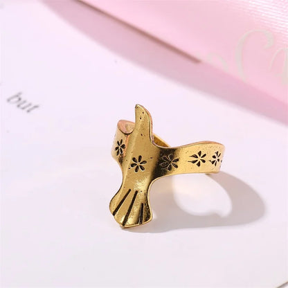 Elegant Gold Earring for Every Occasion