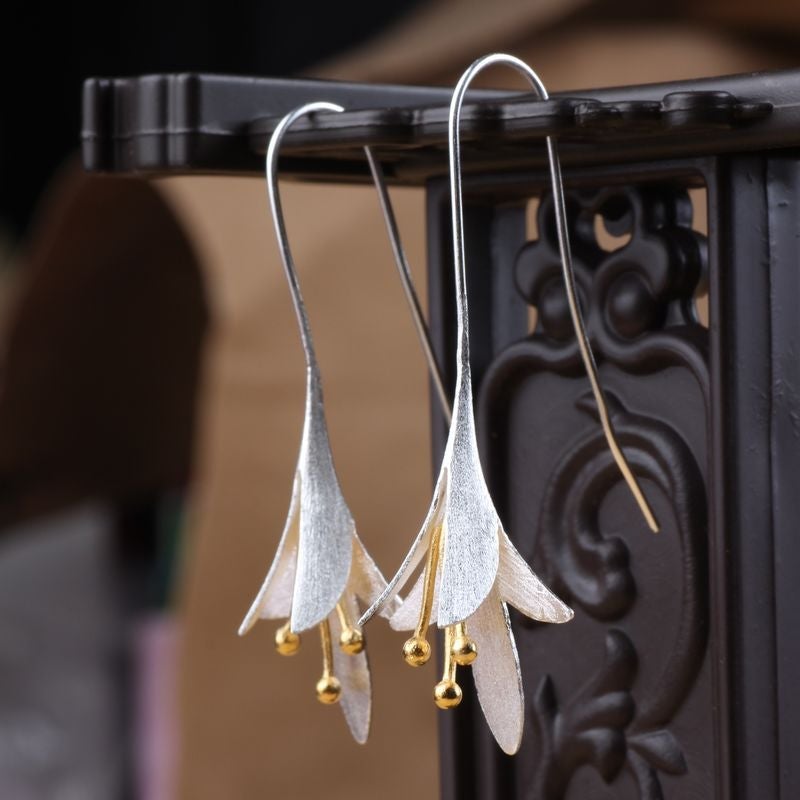 Elegant Silver Earring for Every Occasion