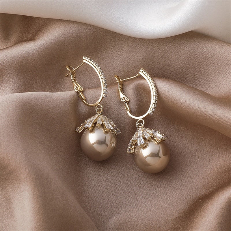 Delicate Artisan Pearl Earring