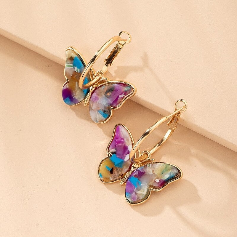 Charming Earring for Any Occasion