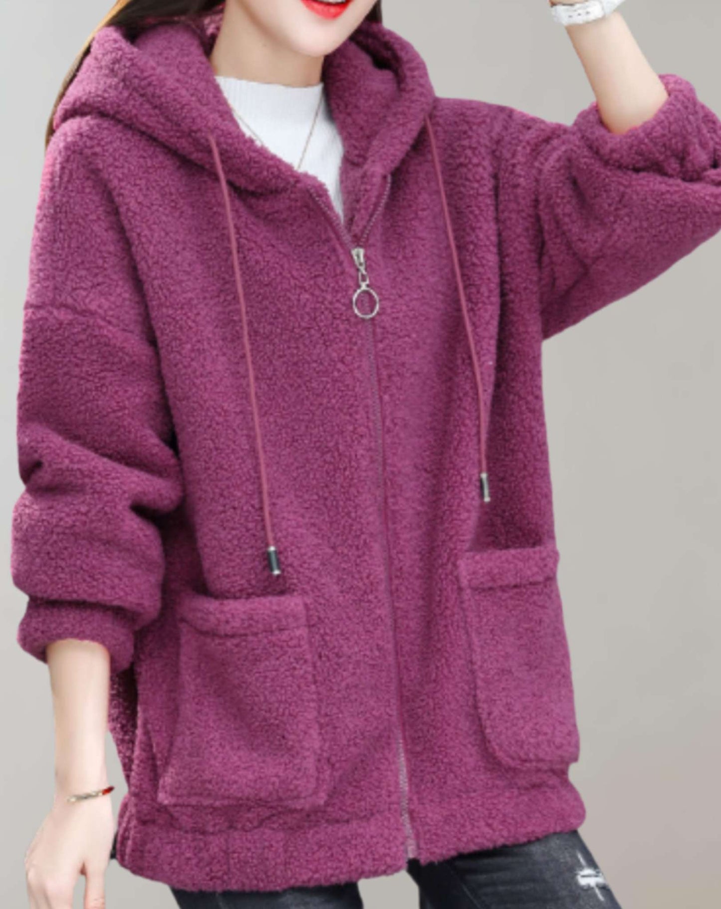 JO | Comfortable plush jacket for women