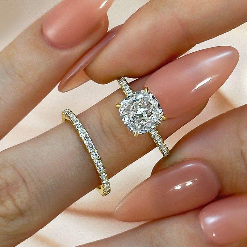 Classic Gold Set with Timeless Appeal