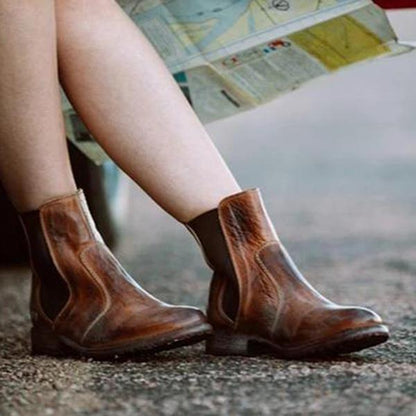 JO | Fashionable supportive orthopaedic shoes
