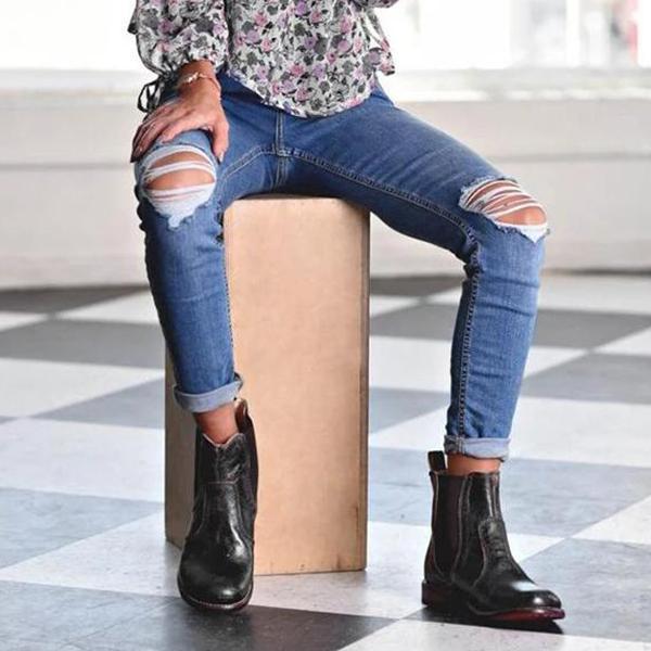 JO | Fashionable supportive orthopaedic shoes
