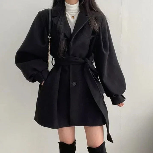 JO | Short jacket with belt