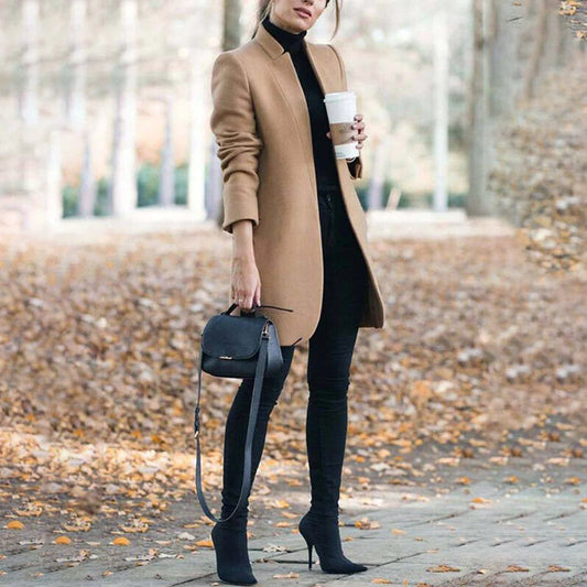 JO | Tight knee-length jacket for women