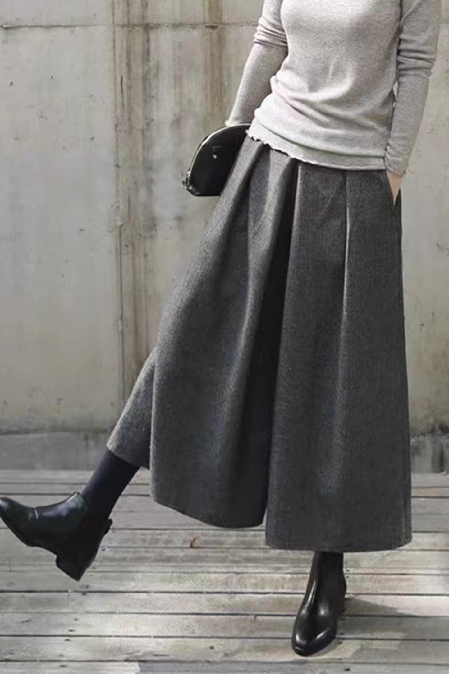 JO | Timeless and elegant winter garment