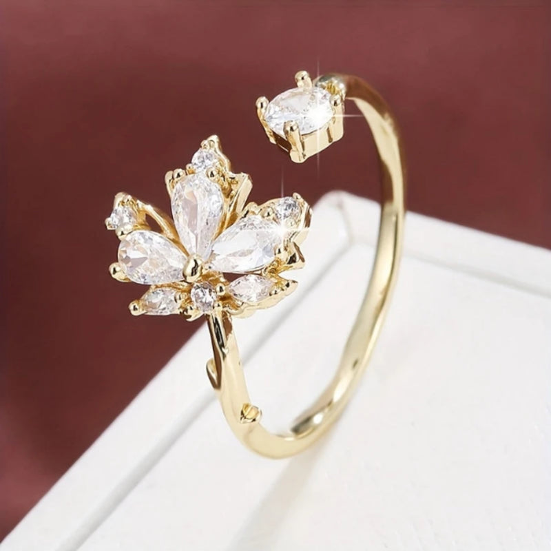 Stunning Gold Ring for Daily Wear