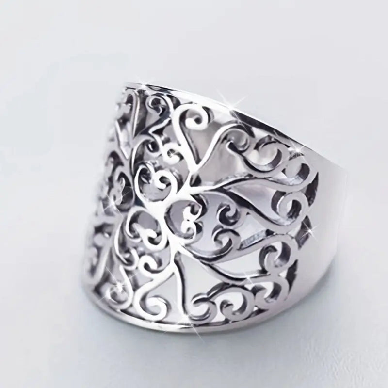 Stunning Silver Ring for Daily Wear