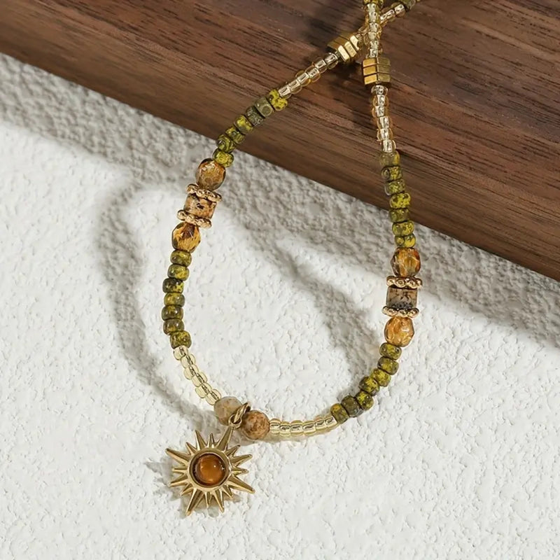 Stunning Necklace for Daily Wear