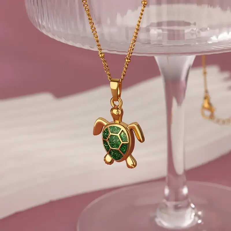 Elegant Gold Necklace for Every Occasion