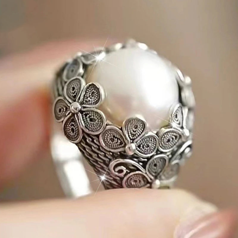 Charming Pearl Ring for Any Occasion