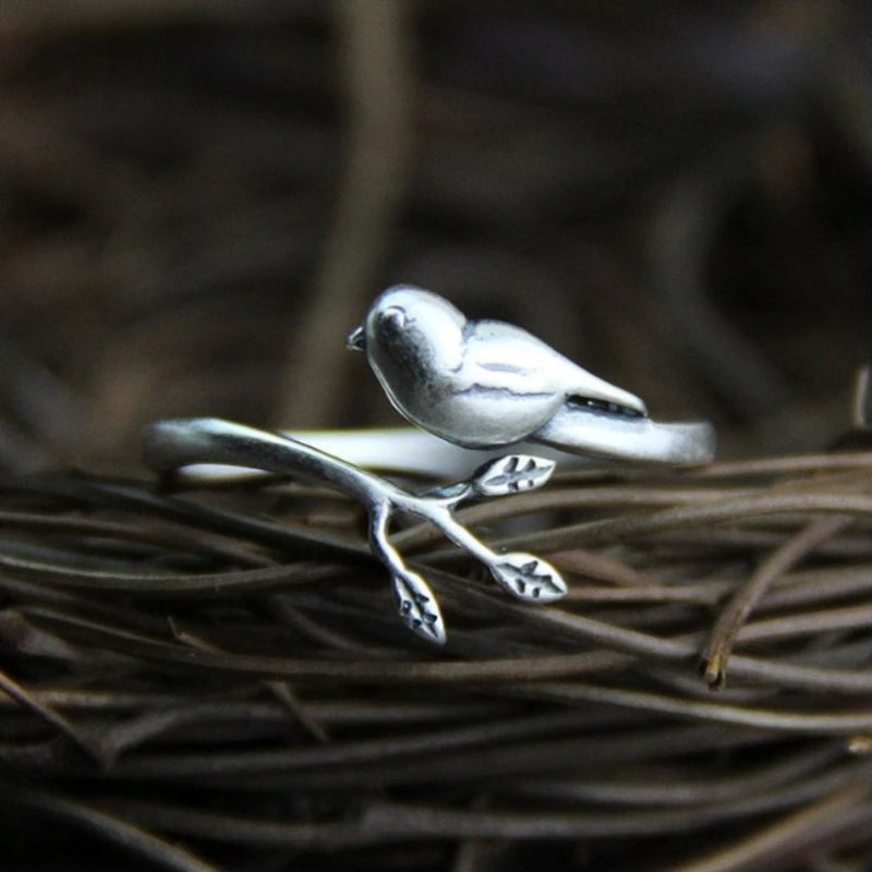 Elegant Silver Ring for Every Occasion