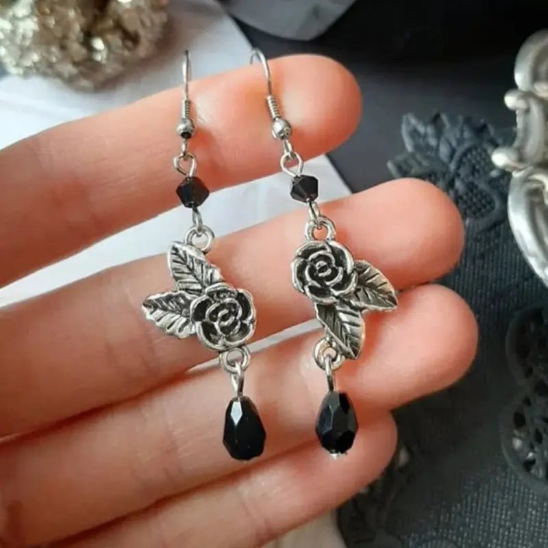 Elegant Silver Earring for Every Occasion