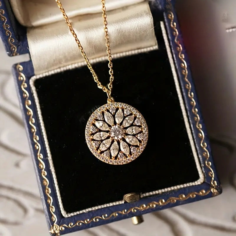 Beautiful Gold Necklace with Unique Style