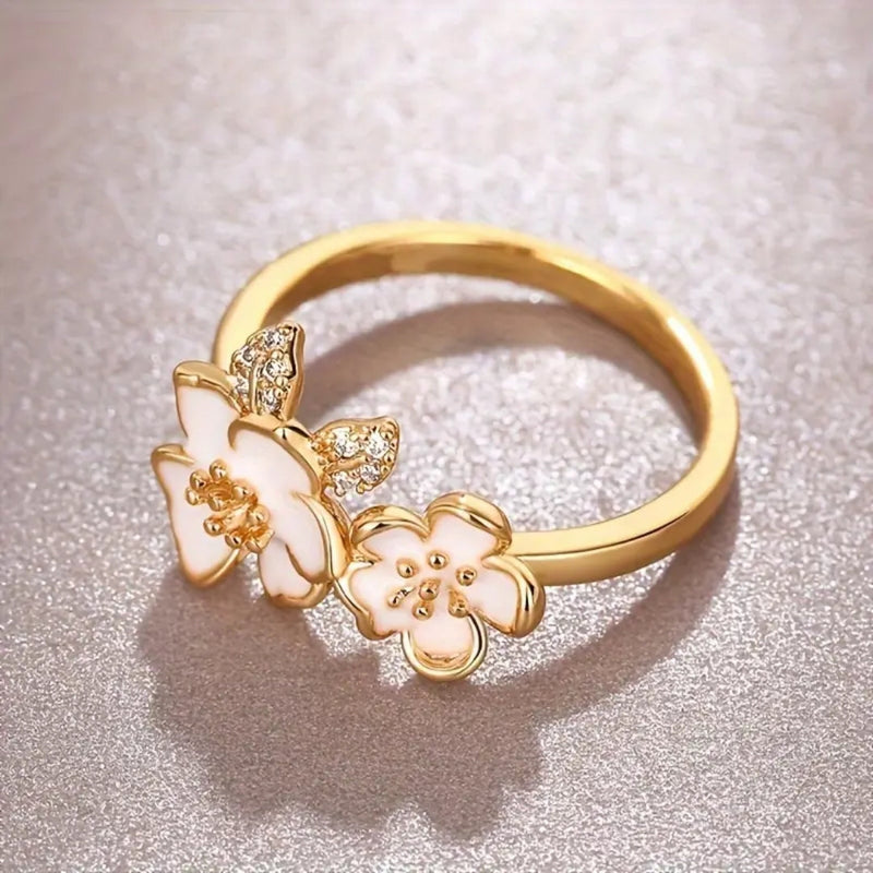Romantic Gold Ring for Special Moments
