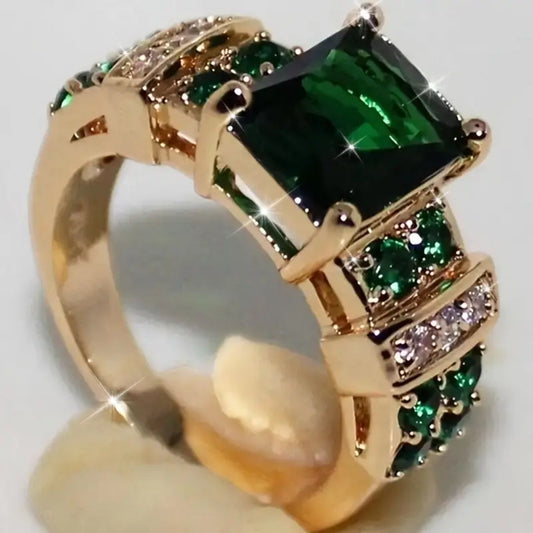 Romantic Gold Ring for Special Moments