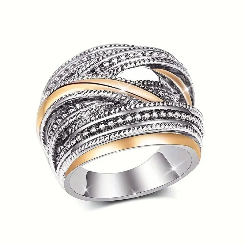 Classic Gold Ring with Timeless Appeal
